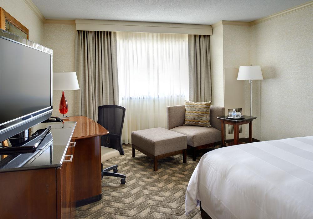 Detroit Marriott Troy Hotel Екстериор снимка