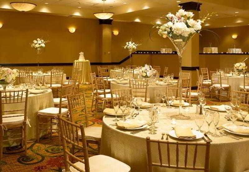 Detroit Marriott Troy Hotel Екстериор снимка