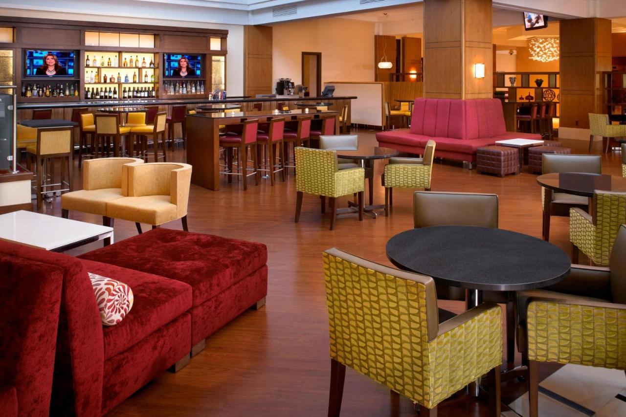 Detroit Marriott Troy Hotel Екстериор снимка