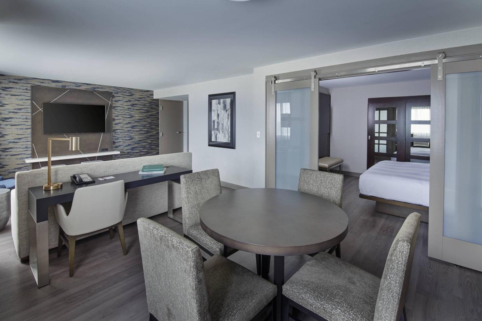 Detroit Marriott Troy Hotel Екстериор снимка