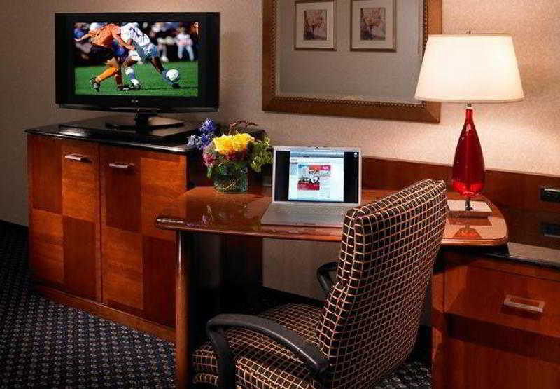 Detroit Marriott Troy Hotel Екстериор снимка