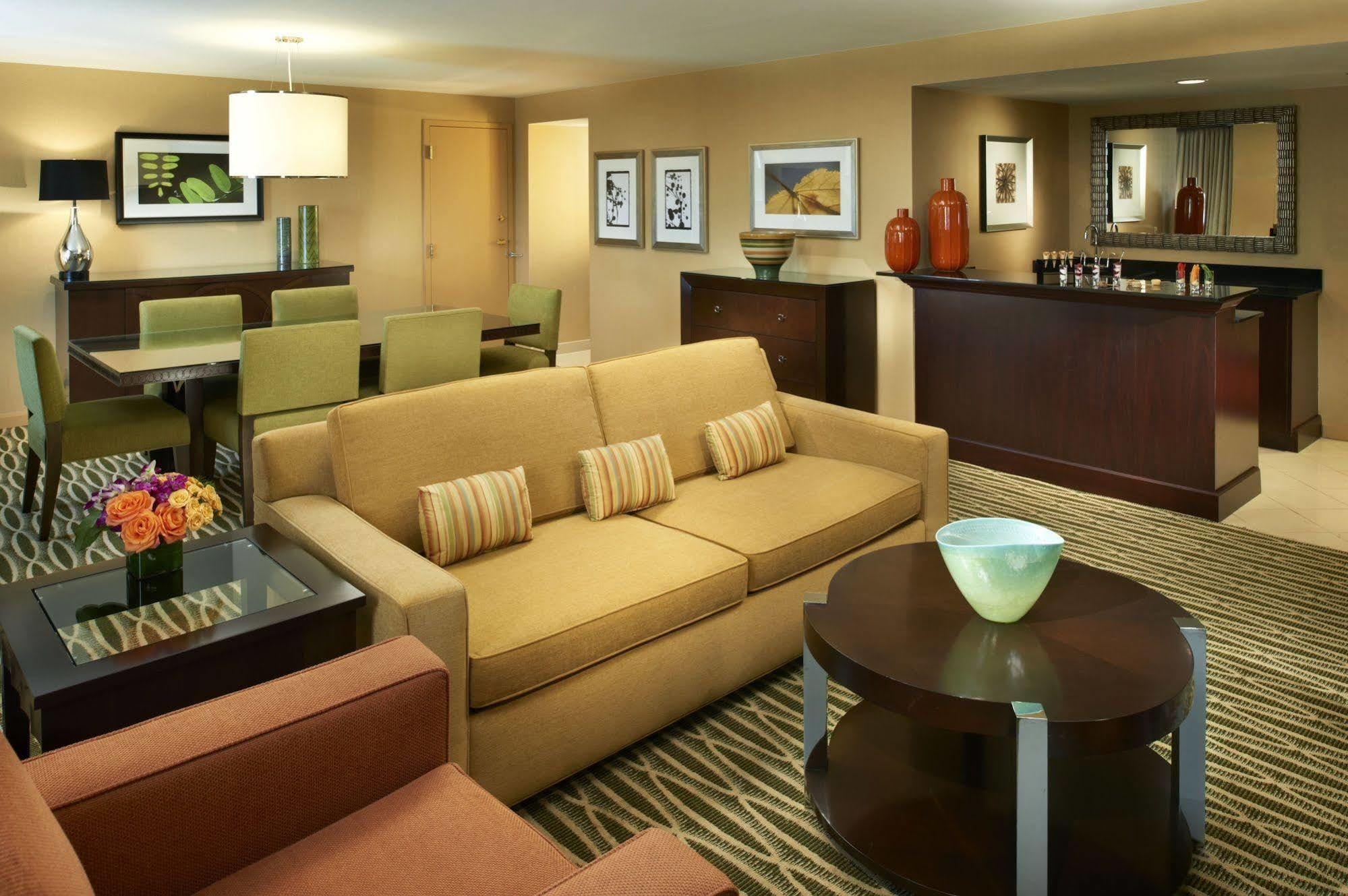Detroit Marriott Troy Hotel Екстериор снимка